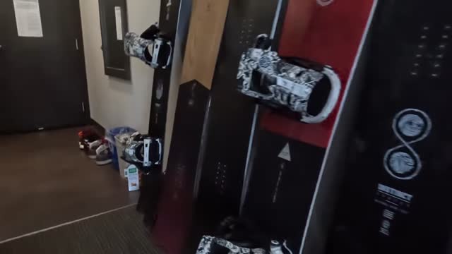 Snowboarding Big Powder Lines in Revelstoke, Canada