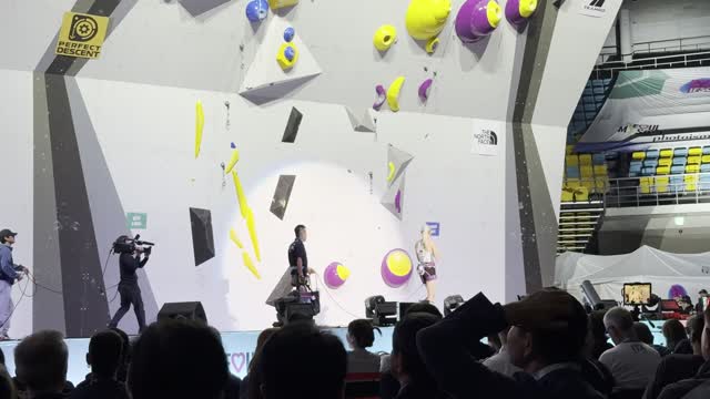 Janja Garnbret WINS GOLD In The IFSC Climbing World Championships Seoul 2025 Lead Finals!